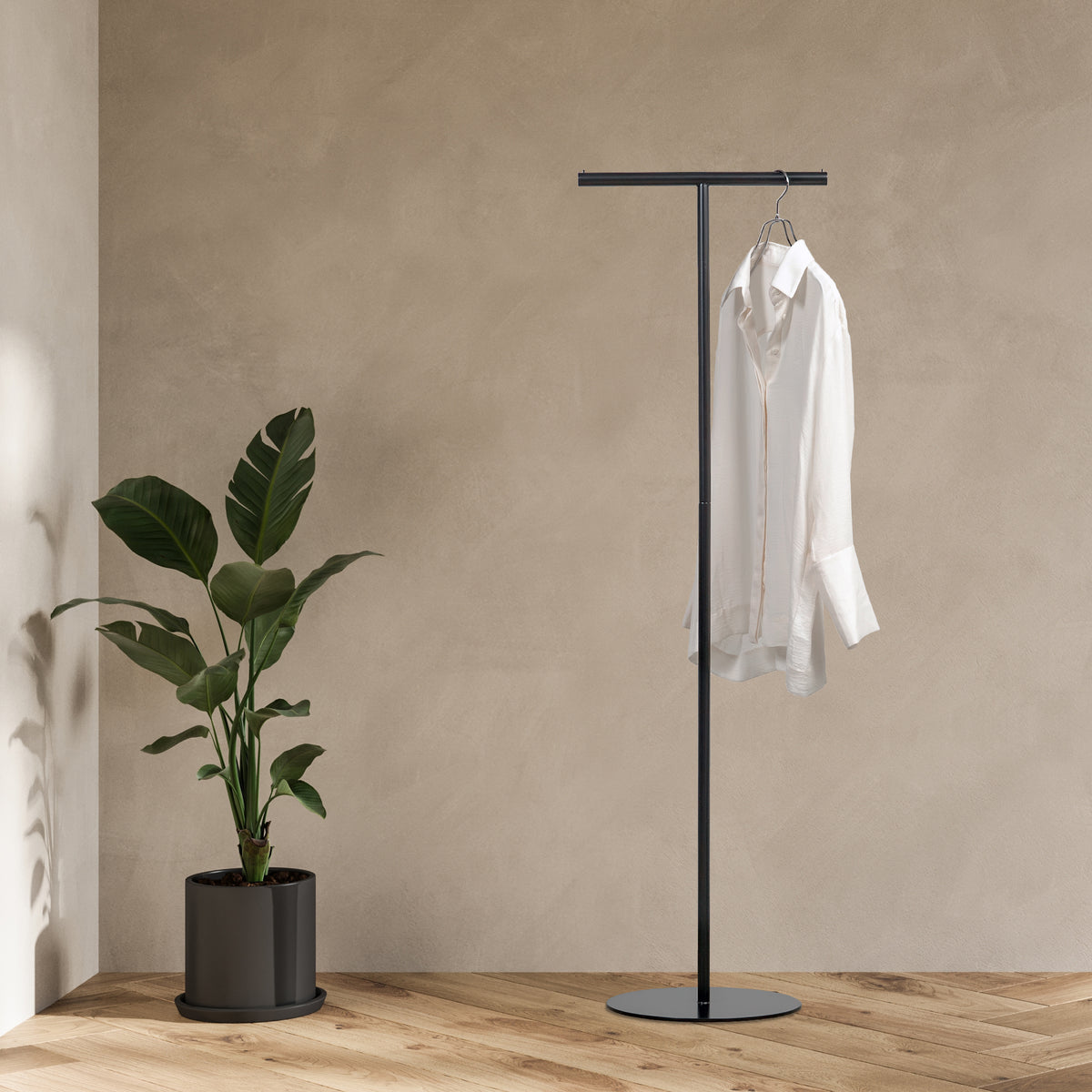 T_hanger_bk_4110c469-c5d1-4fd6