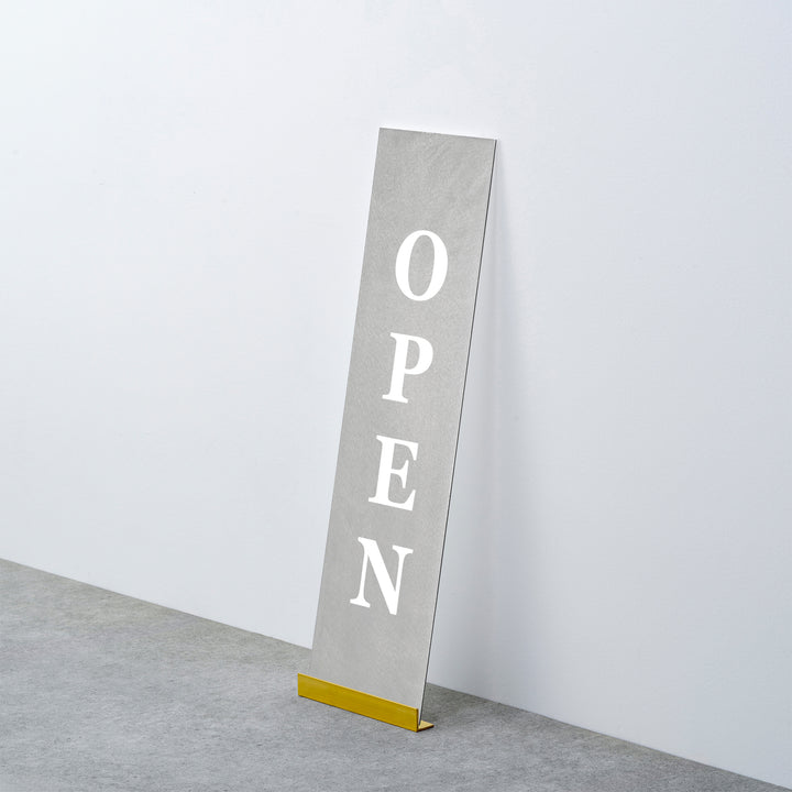 OPEN & CLOSED 床置きサイン - PIECE OF SIGN