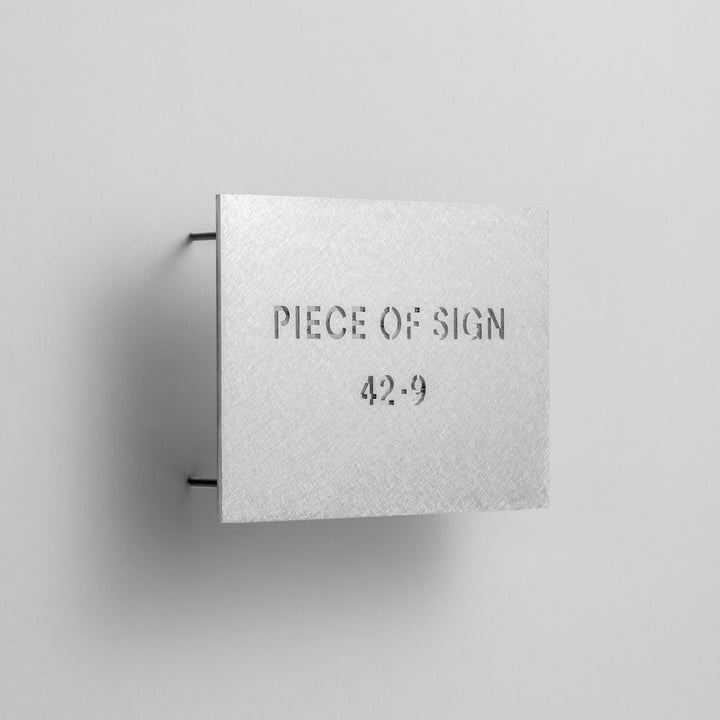 THE DOOR PLATE - くり抜き仕上げ - PIECE OF SIGN