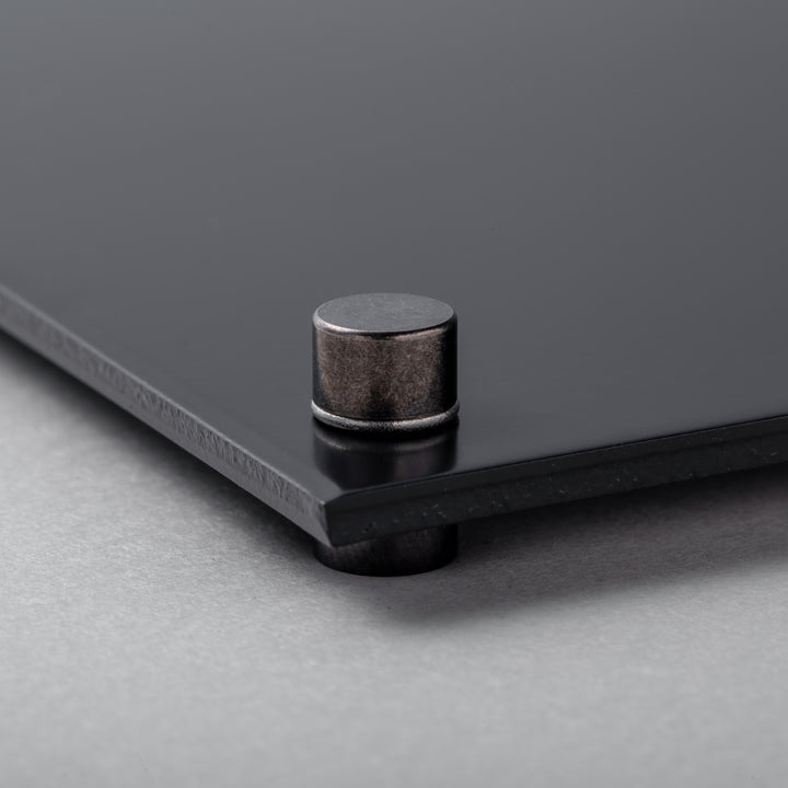 THE DOOR PLATE - RIVET