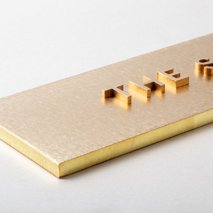 THE DOOR PLATE + 切文字サイン - SLAB