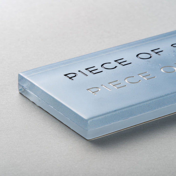 GLASS INFO SIGN - 彫刻仕上げ - PIECE OF SIGN