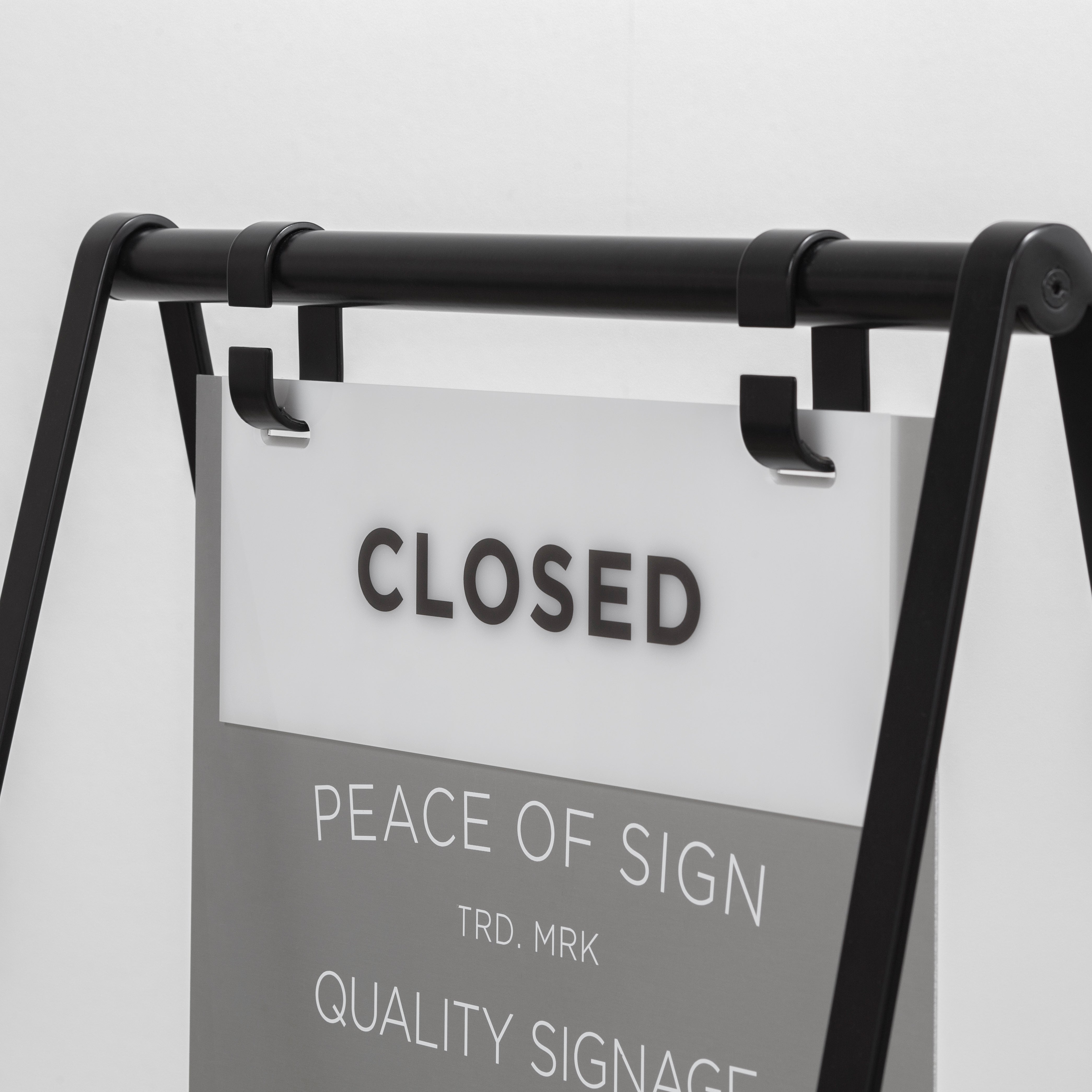 願い事を少しずつ現実へ近づけるお察し下さいのプレート CLOSED プレートサイン