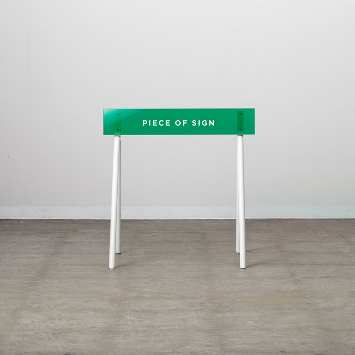 バリケードサイン  - カラーアクリル - PIECE OF SIGN
