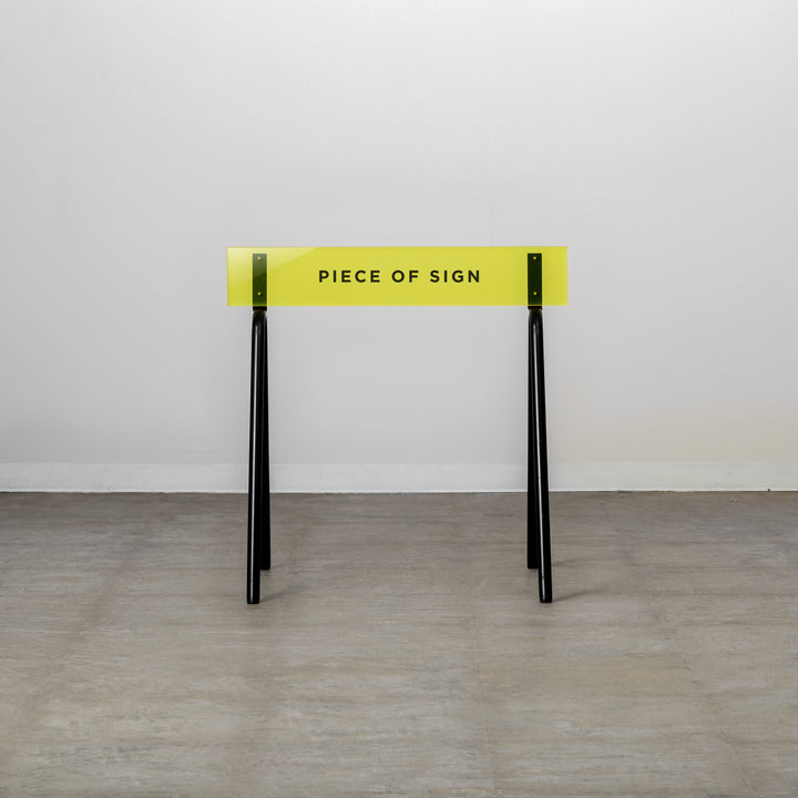 バリケードサイン  - カラーアクリル - PIECE OF SIGN