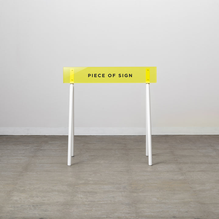 バリケードサイン  - カラーアクリル - PIECE OF SIGN