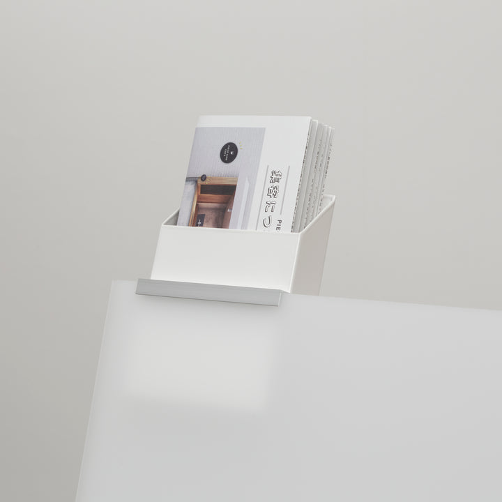 FLYER BOX - チラシボックス - PIECE OF SIGN