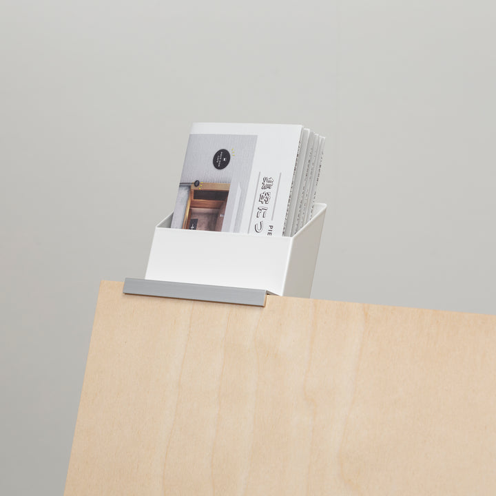 FLYER BOX - チラシボックス - PIECE OF SIGN