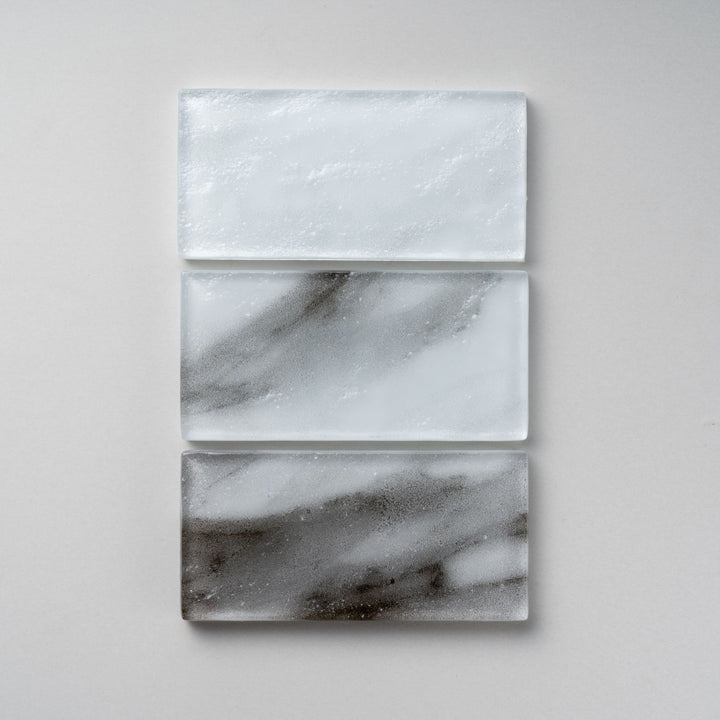 GLASS INFO SIGN - 彫刻仕上げ - PIECE OF SIGN